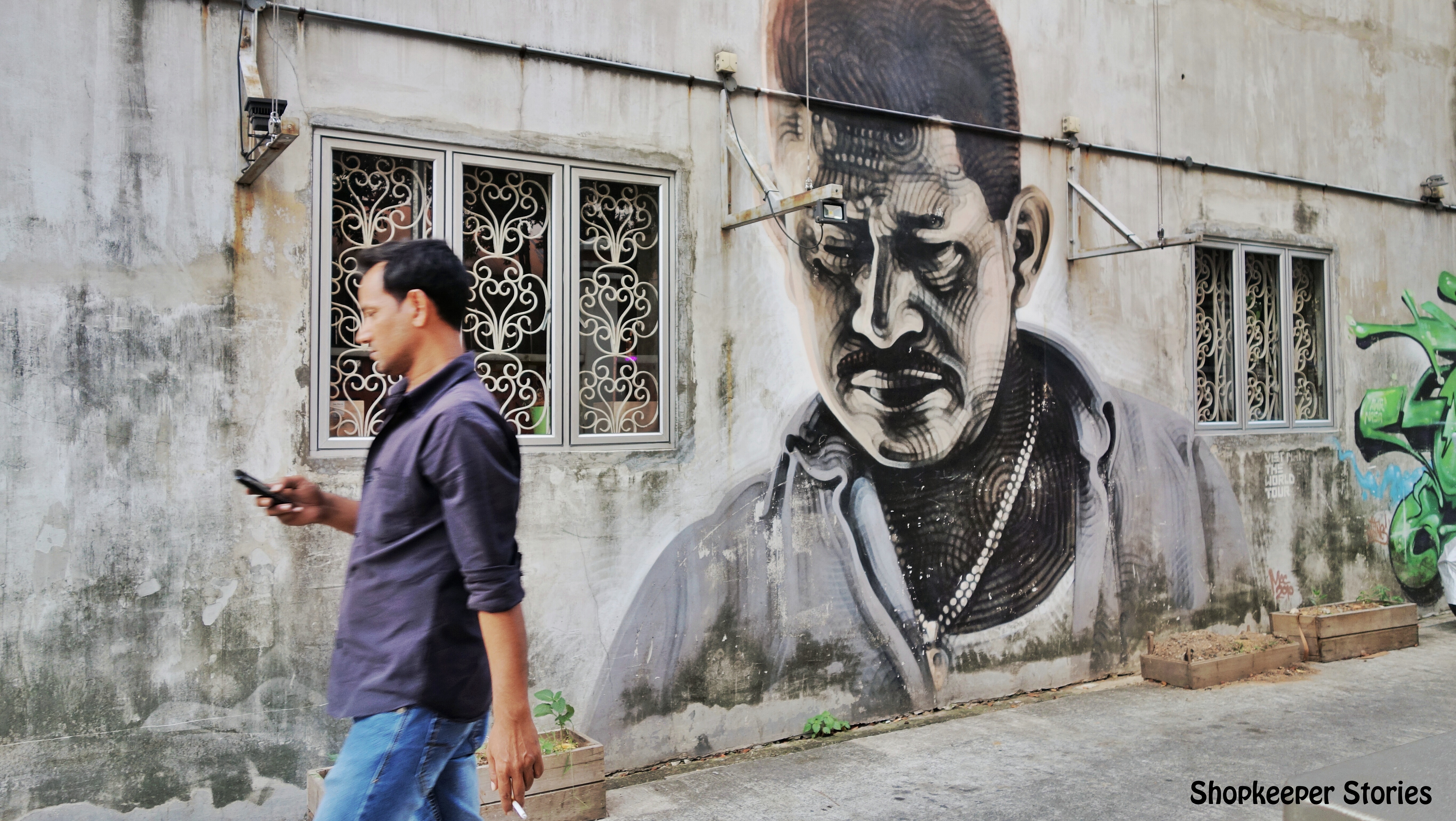 Abel Neoh from Mainzsq in Singapore running a small business that sells electronic gadgets through ecommerce in an interview with Shopkeeper Stories