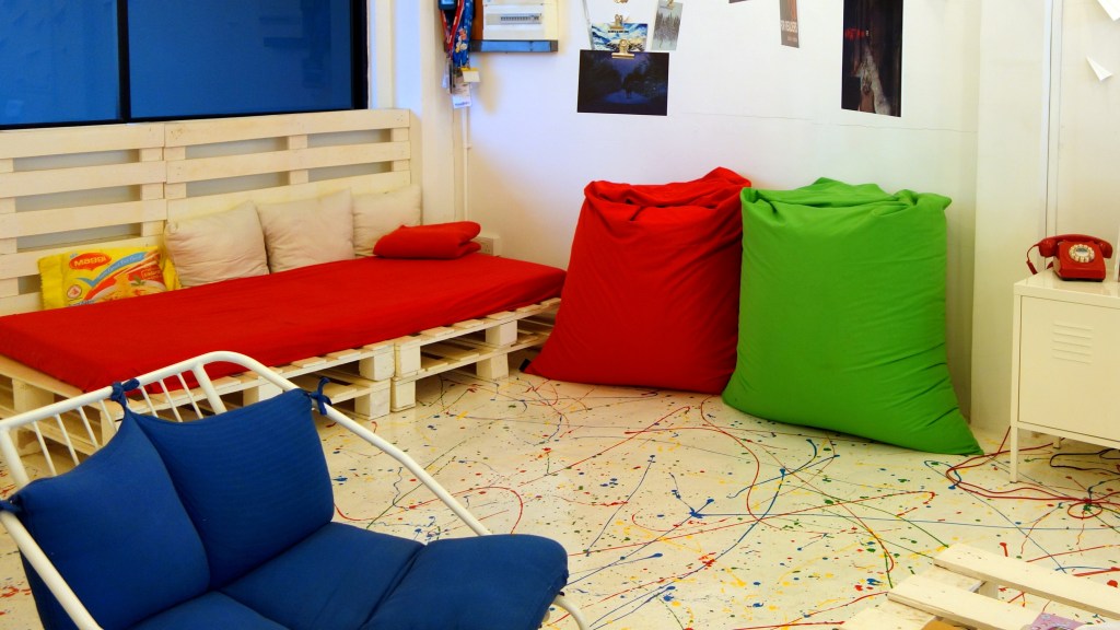 “In both writing and sleeping, we learn to be physically still at the same time we are encouraging our minds to unlock from the humdrum rational thinking of our daytime lives.” Stephen King