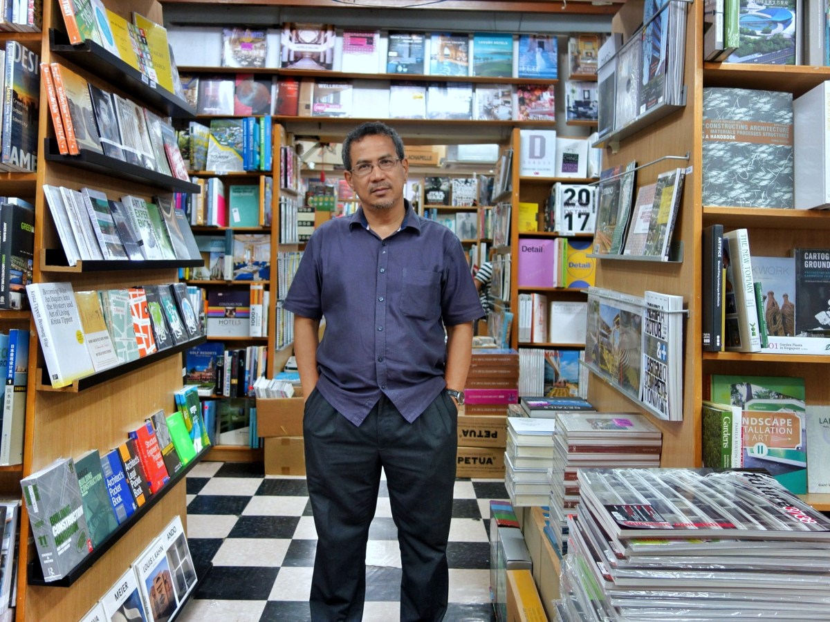 Surviving as a specialist of&nbsp;books